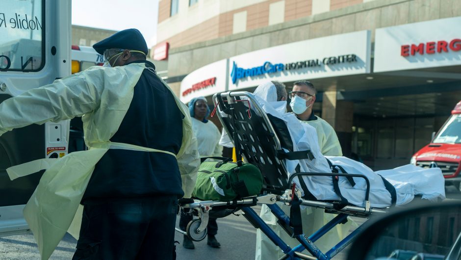 3,000 NYC public hospital workers out sick, 924 coronavirus positive