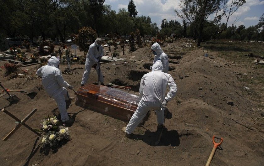 For the first time, Mexico records more COVID-19 deaths in a day than the U.S.