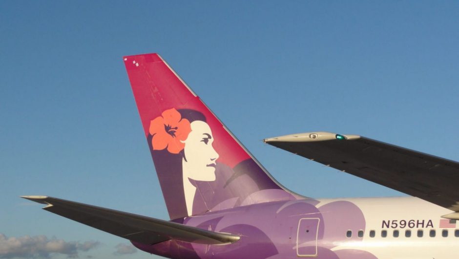 Hawaiian Airlines flight attendant dies after testing positive for COVID-19