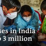 Coronavirus India: Professionals flee cities as case numbers soar | DW News