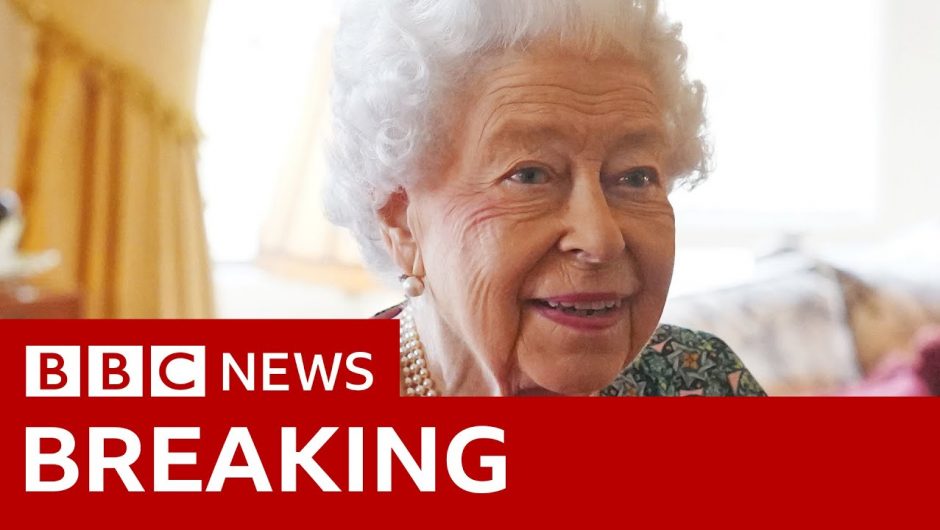 Queen Elizabeth tests positive for Covid – BBC News