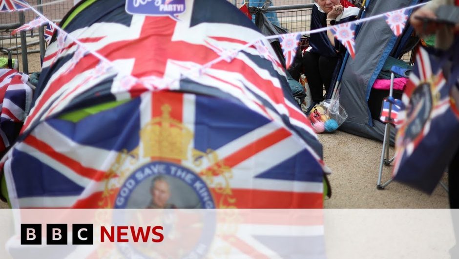 Coronation preparations underway in London – BBC News