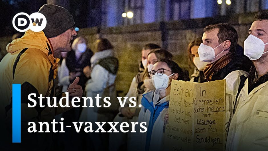 Medical students confront COVID-protesters in Germany